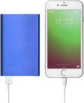 alt promocional publicitario power bank azul EC729 celular frente